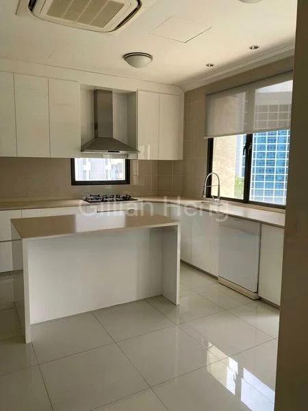 4 Bed Condo for Rent in  Heritage Apartments - Image 2